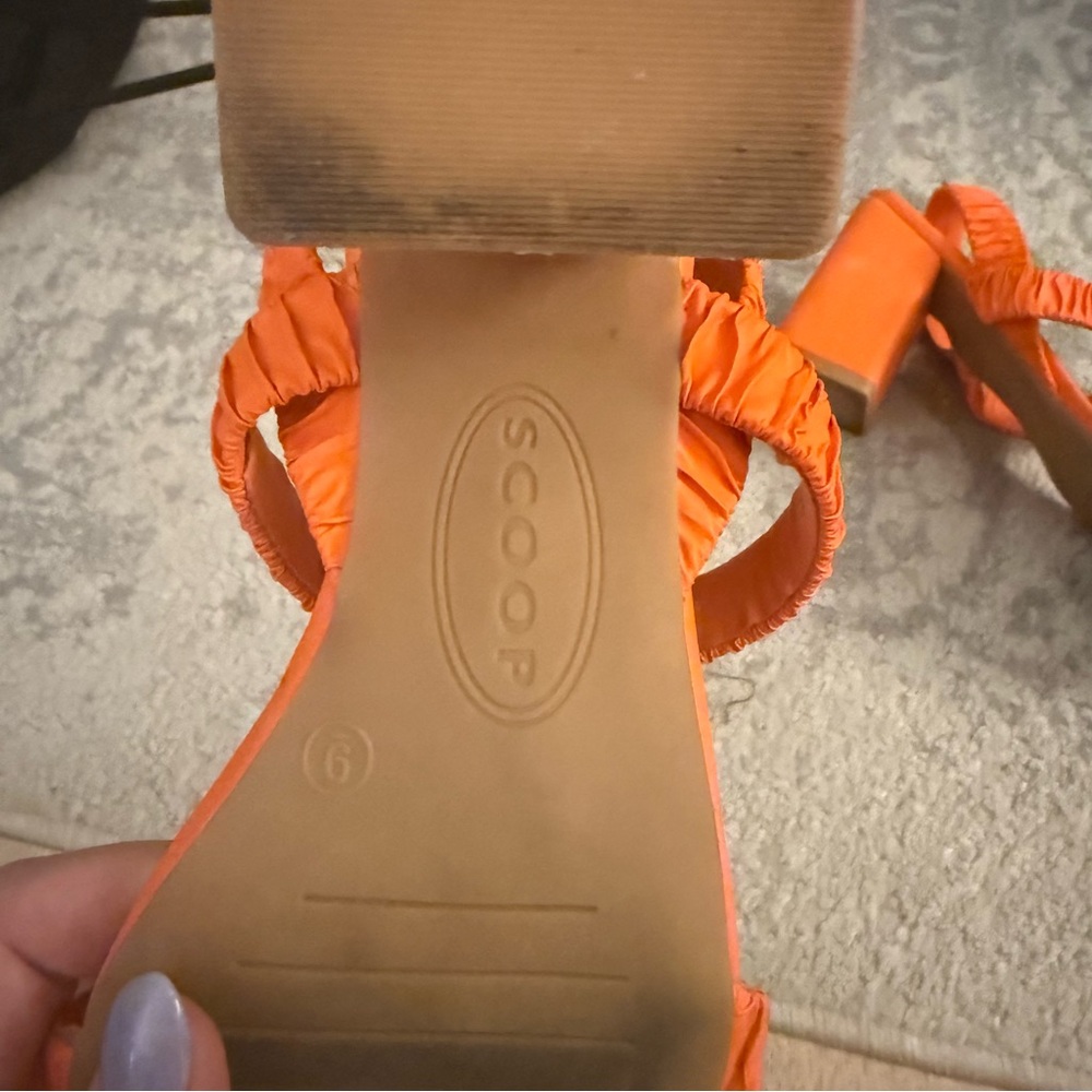 Scoop NYC Orange Heels with Ruched Strap - Picture 4 of 4